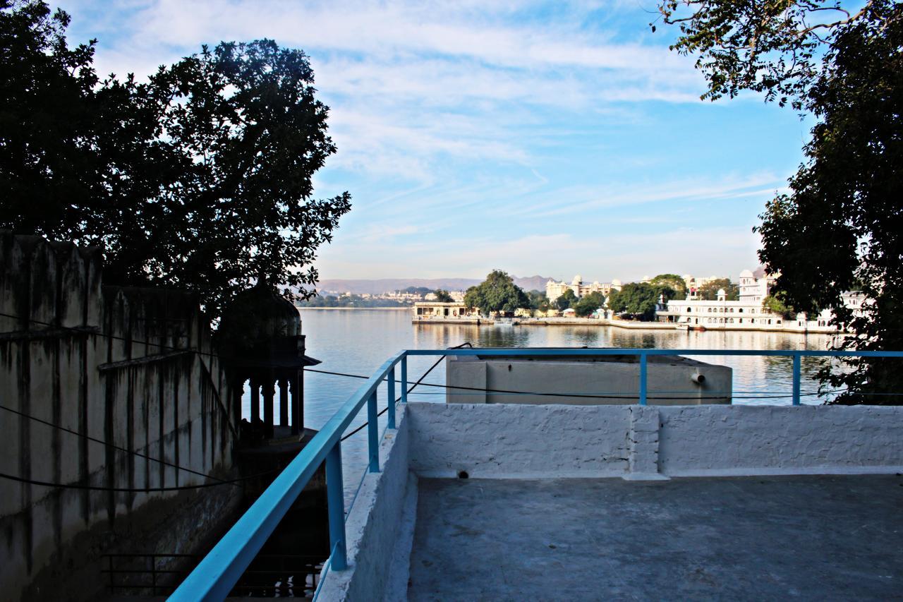 Gypsy Child Lake Hostel Udaipur Kültér fotó