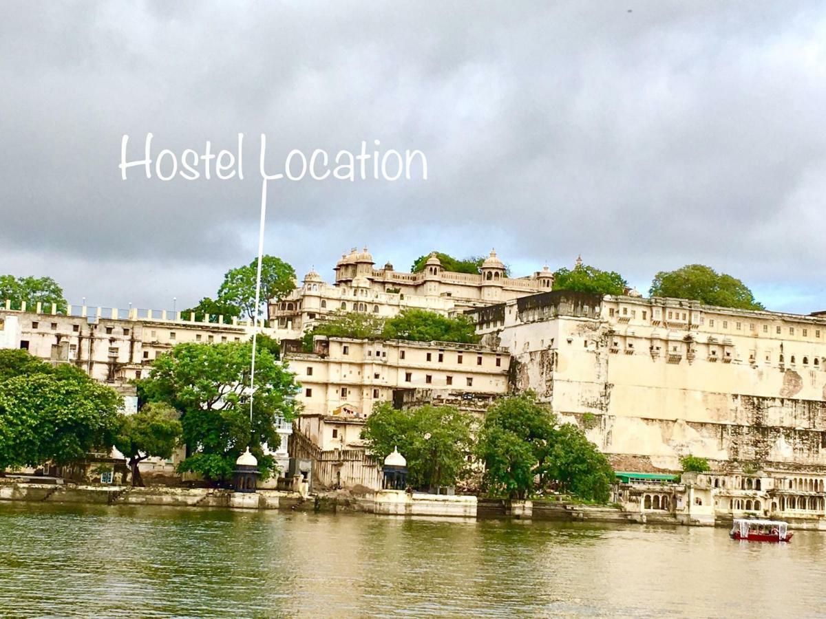 Gypsy Child Lake Hostel Udaipur Kültér fotó