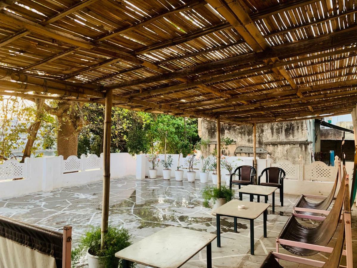 Gypsy Child Lake Hostel Udaipur Kültér fotó